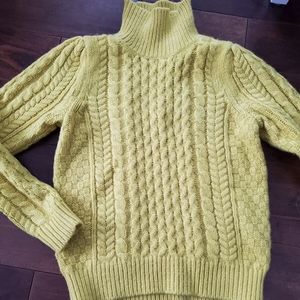 Ann Taylor yellow turtle neck wool blend size xs